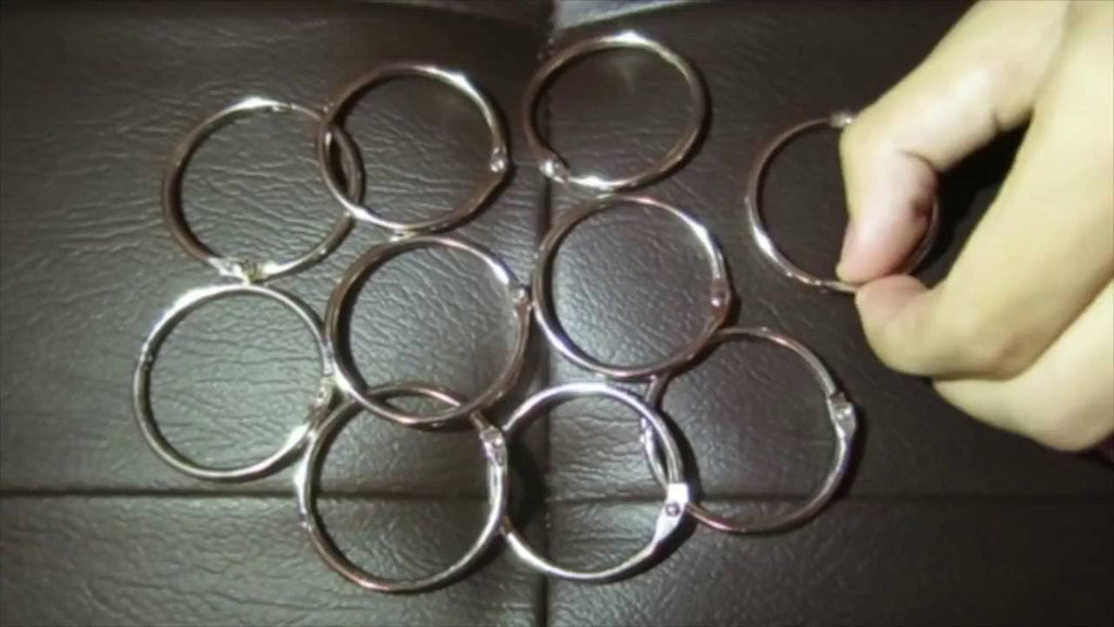 Bilipala 10 Pcs Loose Leaf Binder Rings Book Ring Keychain, Silver, 1.5-Inches I grew up using binder rings